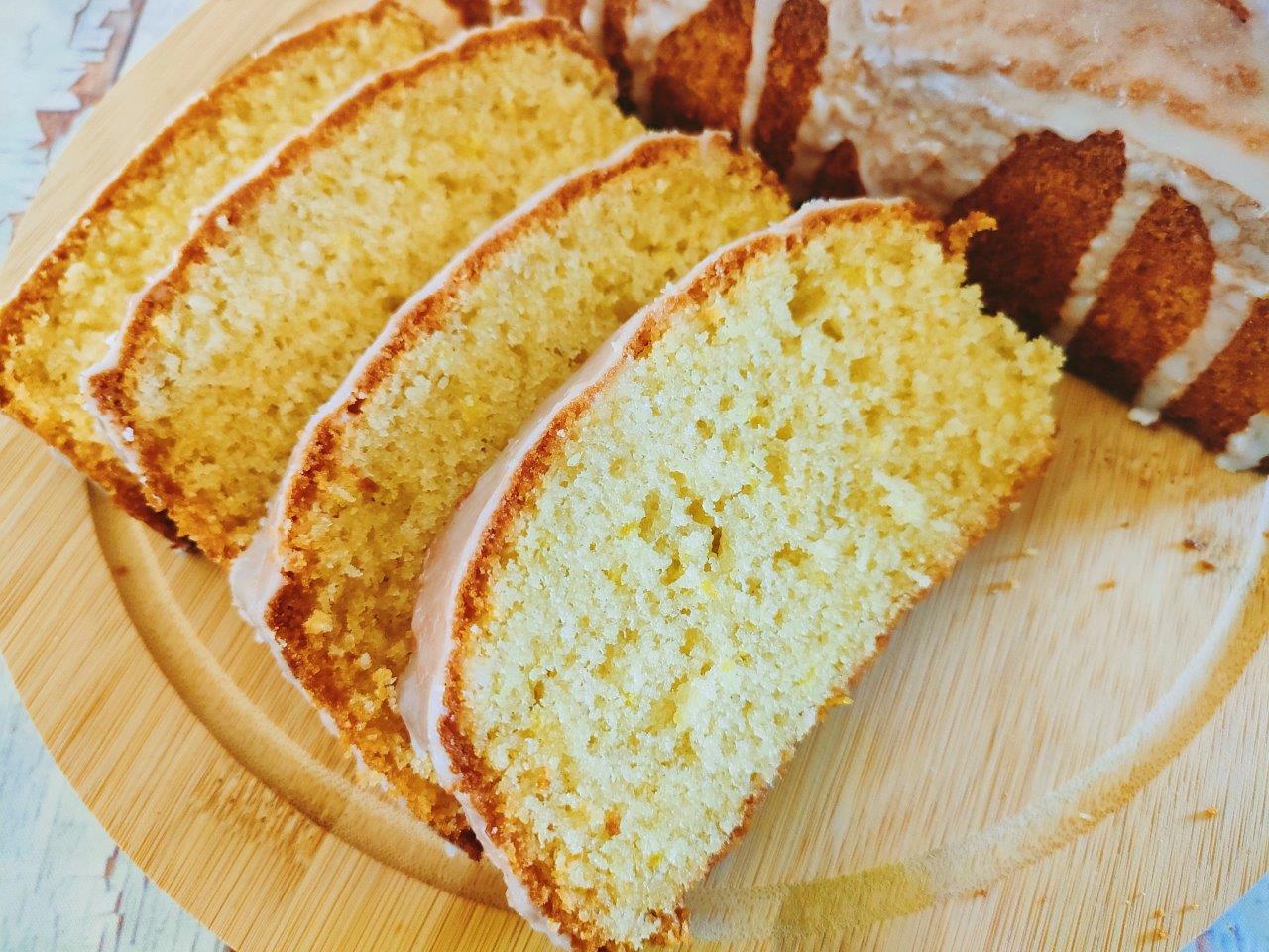 lemon cake with frosting