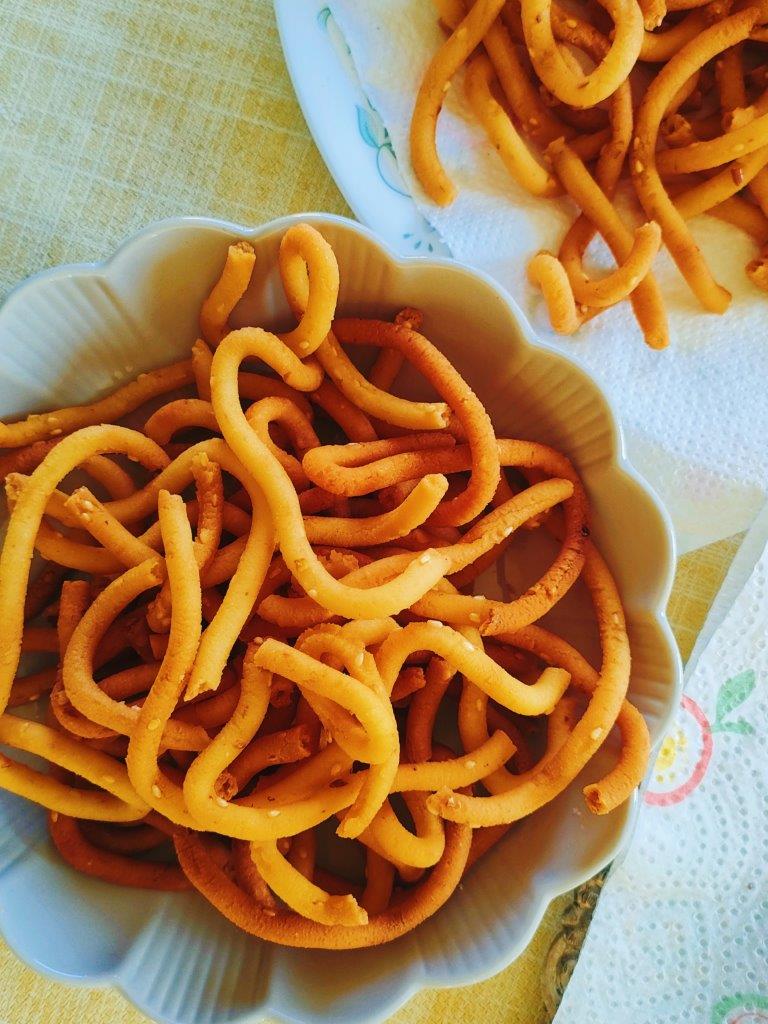Curd Murukku
