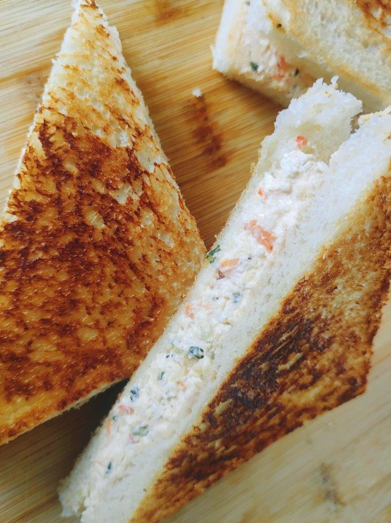 Hung Curd and Paneer Sandwich